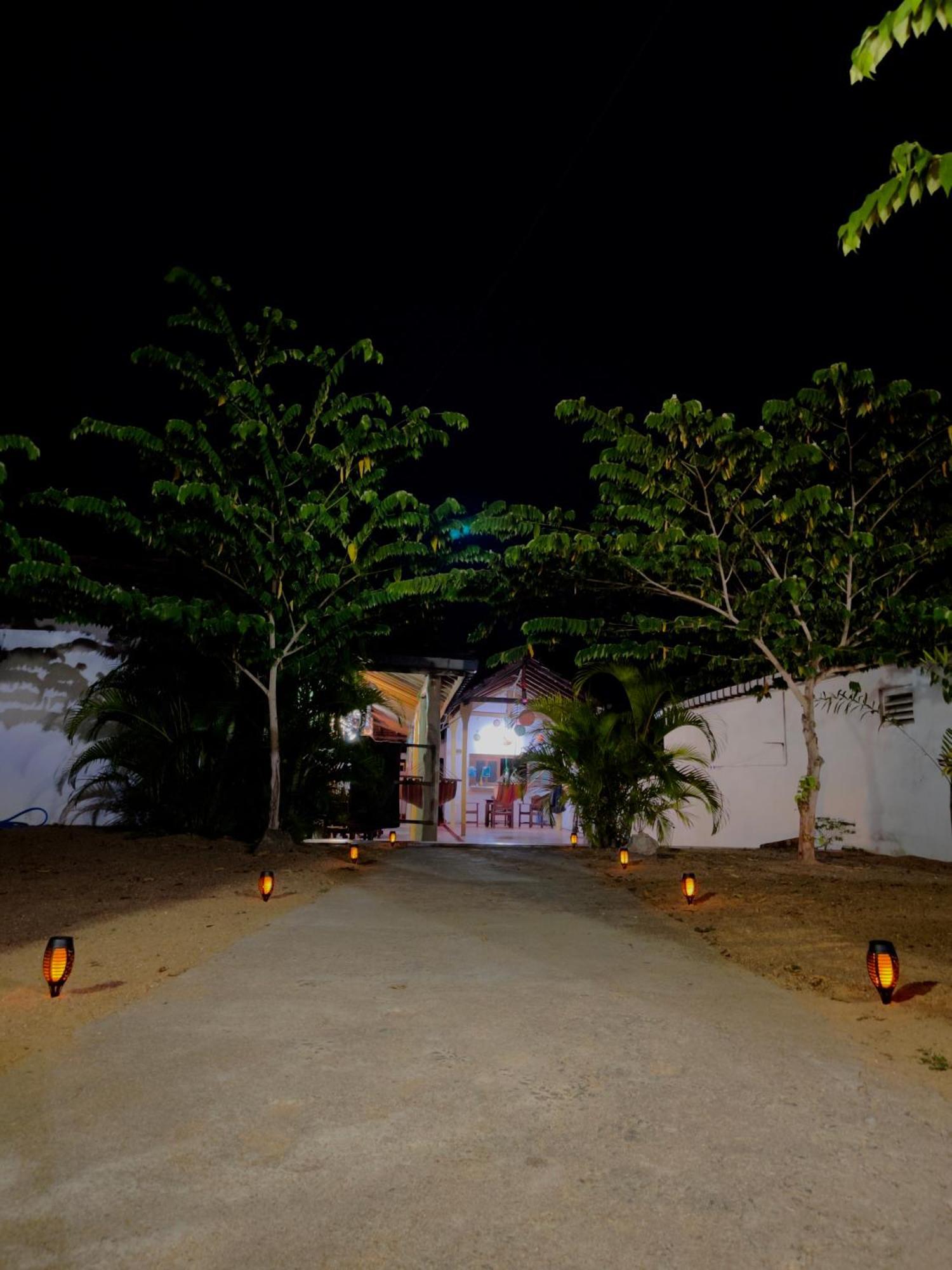 Romance In Bey Arugam Bay Exteriér fotografie